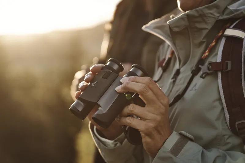 Swarovski CL Pocket 10x25 Binoculars Wild Nature-3