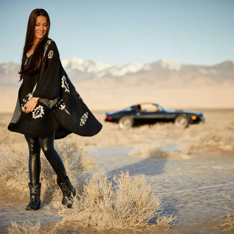 Ariat Ladies Delta Poncho - Black/Summer Sand-3