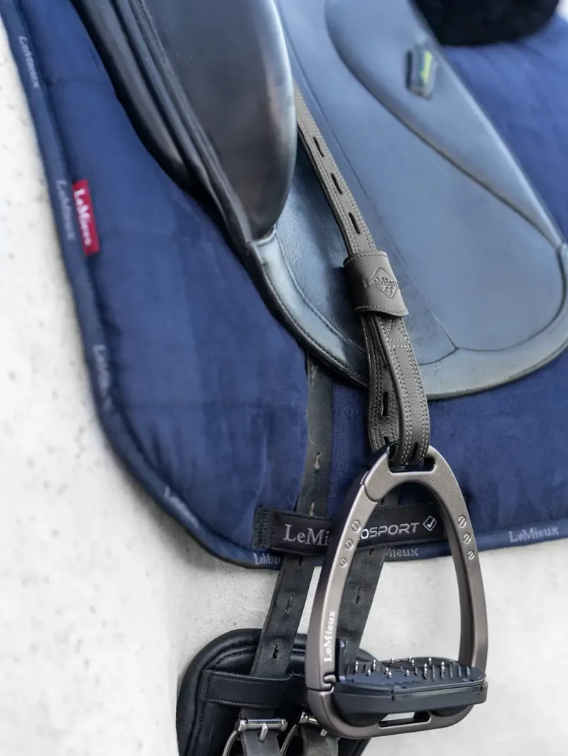 LeMieux Vector Close Contact Stirrup Leather - Black-1