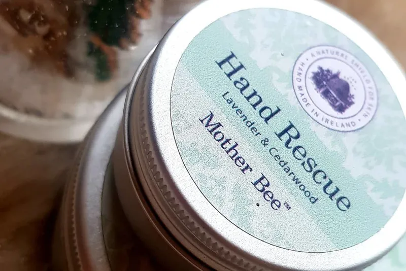 Mother Bee Mini Yard Hand Rescue - Lavender and Cedarwood 30g-7