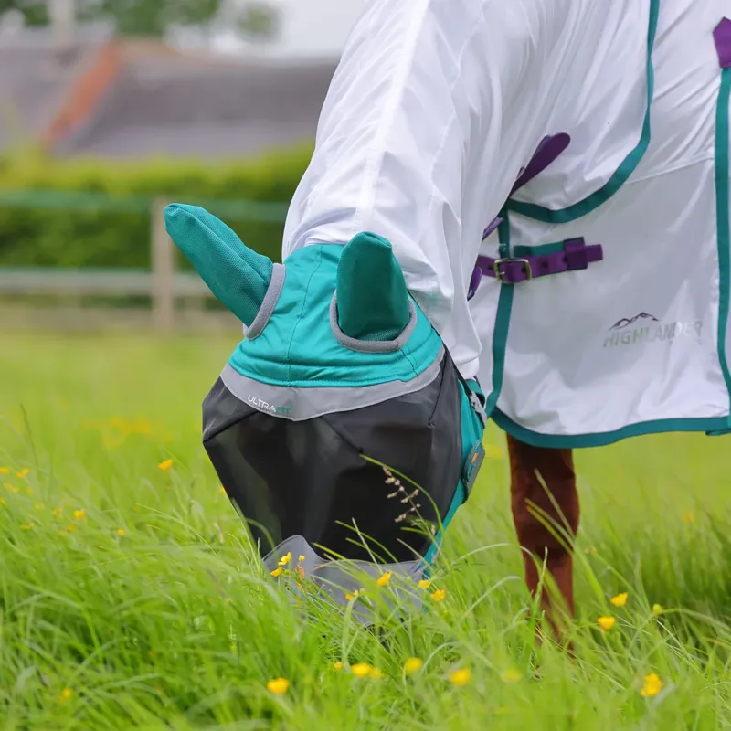 Shires De Luxe Fly Mask With Ears and Nose - Green-3