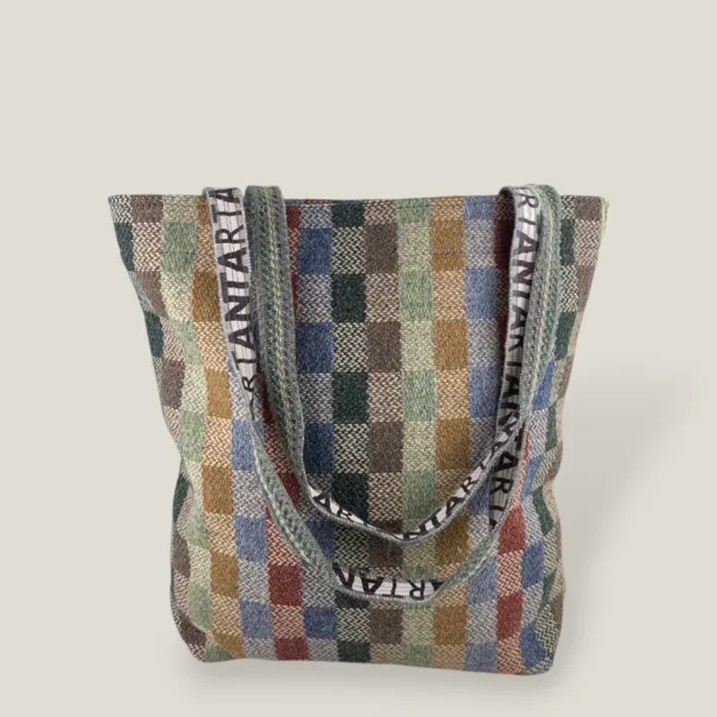 ANTA Carpet Bag  Uist
