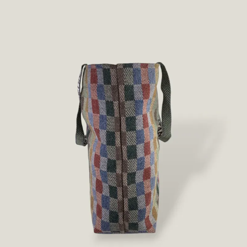 ANTA Carpet Bag  Uist-1