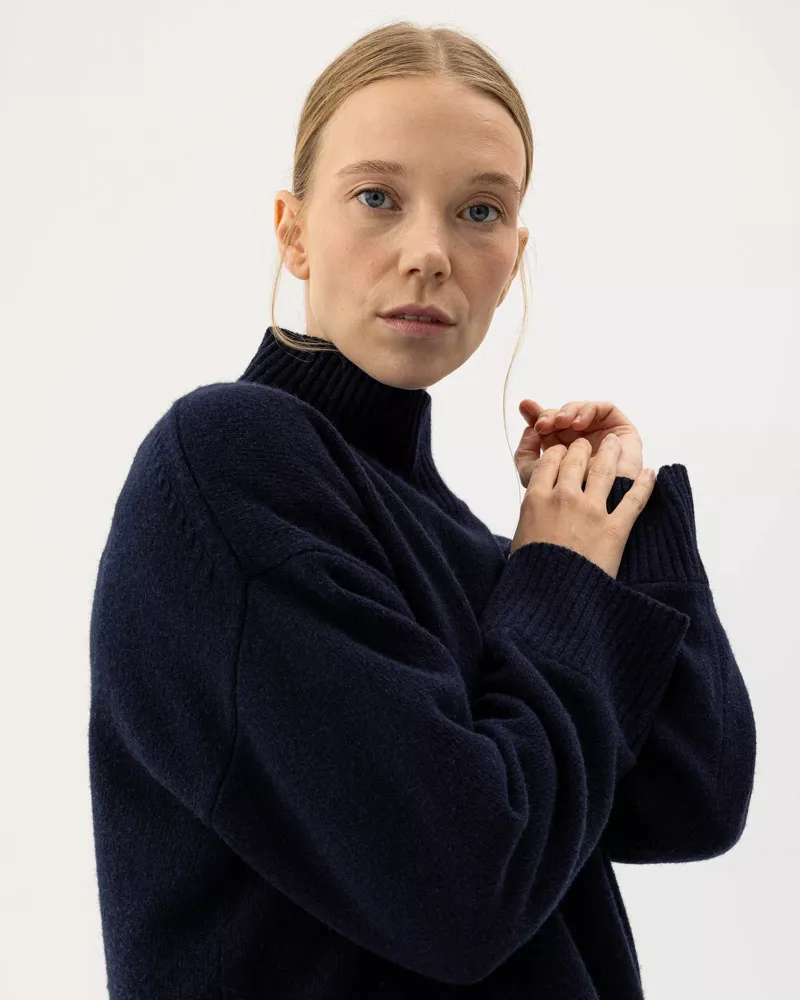 Holebrook Margot Turtle Windproof - Navy-3