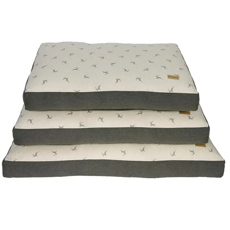 Earthbound Box Cushion Brushed Stag Bed - Medium