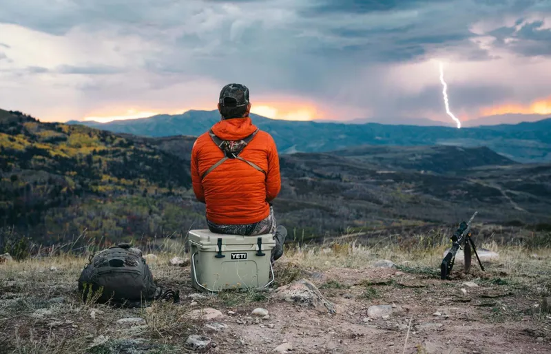 YETI Tundra 35 Cooler - Seafoam OLD CODE-5