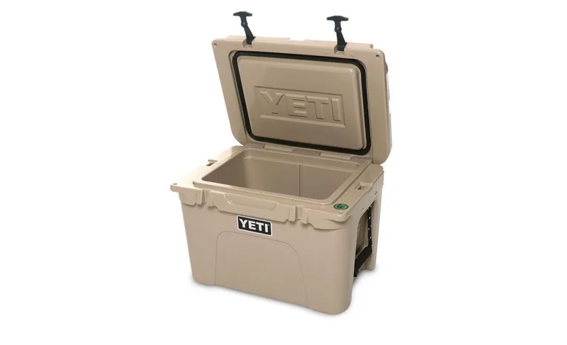 YETI Tundra 35 Cooler - Seafoam OLD CODE-2