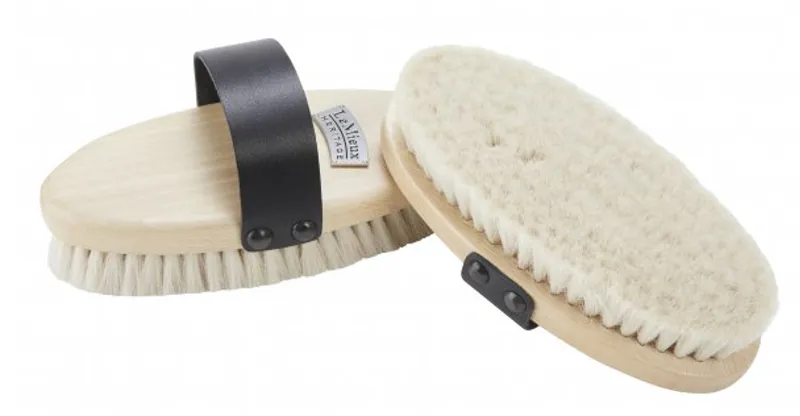 LeMieux Heritage Gleam Goats Hair Brush