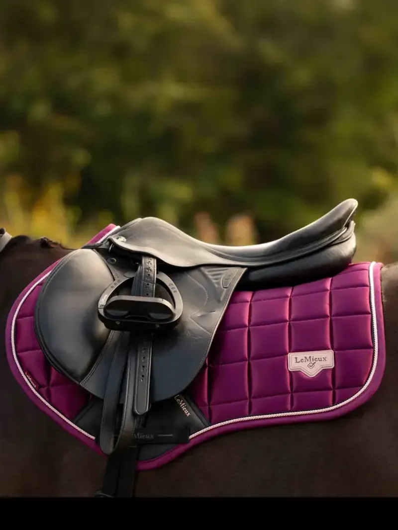 LeMieux Loire Classic Close Contact Square - Blackberry-3