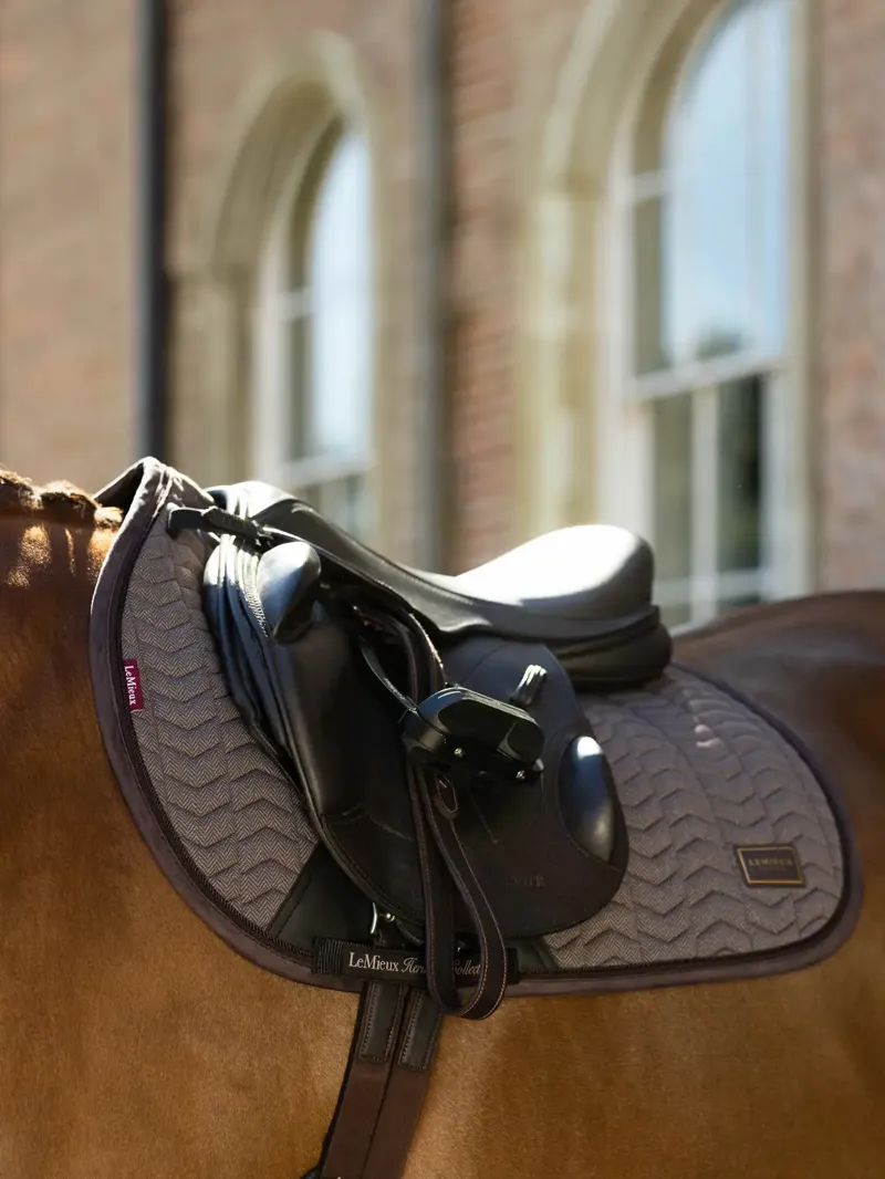 LeMieux Heritage Herringbone Jump Square - Cocoa-3