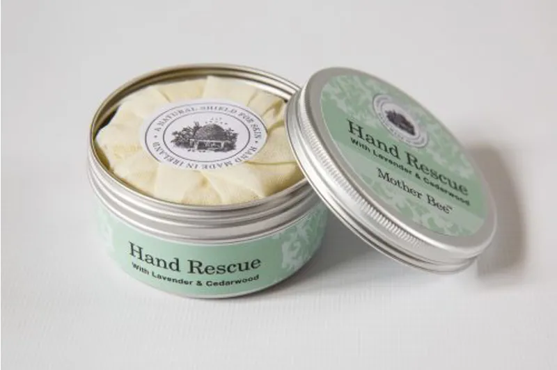 Mother Bee Mini Yard Hand Rescue - Lavender and Cedarwood 30g-4