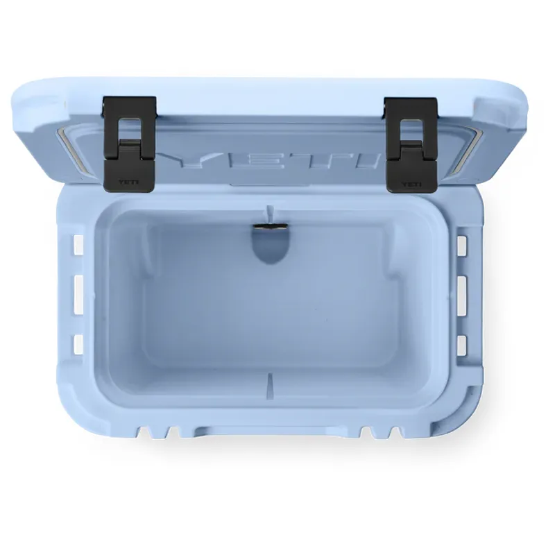 YETI Roadie 32 Cooler Box - Big Sky Blue-1